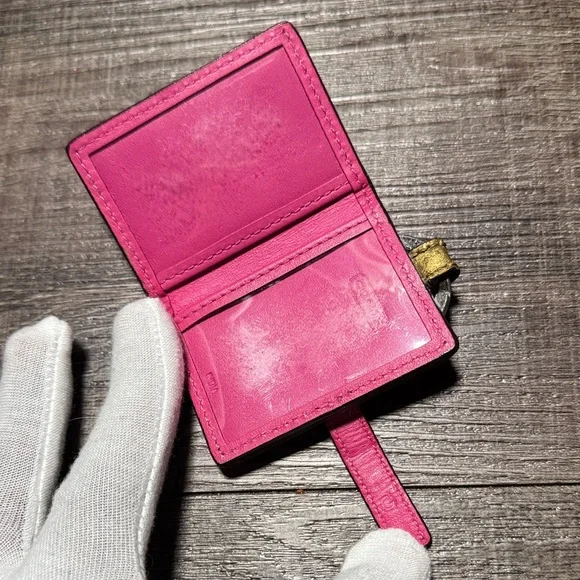 Coach Gold Glitter Photobook Charm Y2K - Picture 6 of 9